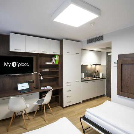 My 1St Place Poznan Aparthotel Ngoại thất bức ảnh