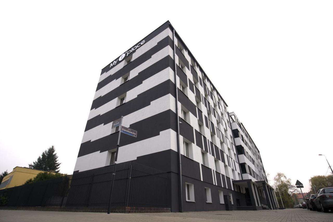 My 1St Place Poznan Aparthotel Ngoại thất bức ảnh